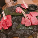 お肉屋 けいすけ 三男坊 - 