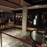 銀座 篝 - 場所はJR大阪駅ルクアB2Fの「バルチカ」の一画。 中央のエスカレータ付近