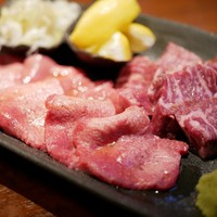 焼肉 にくだらけ - 