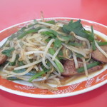 大門 - ラーメン付（半ライス）ニラレバ炒め定食860円