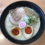 吉風  - 吉風　鶏豚骨ラーメン　700円+味玉100円