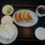 南京亭 - 手作りジャンボ餃子+ライスセット