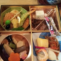 神田明神下 みやび 本店 - 隅田川弁当(おかず)