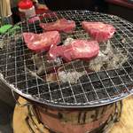 Taishuu Yakiniku Horumon Sakaba Toriton - 