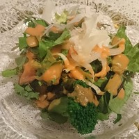 SAMURAI dos Premium Steak House 八重洲鉄鋼ビル店 - 本日のサラダ