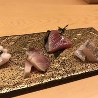 鮨 四 - 