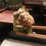 レストラン&ライブ ヌーヴォー - ポテトをきゅうりで巻いて海老を乗せてます