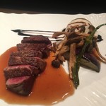 レストラン&ライブ ヌーヴォー - 和牛のステーキですよ、特製ソースとの相性がまた素敵(o^^o)