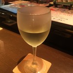 レストラン&ライブ ヌーヴォー - 再び白ワインをオーダー、デザート前のリフレッシュ