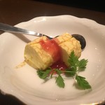 レストラン&ライブ ヌーヴォー - デザートはクレープ生地を巻いたバニラアイスですよ