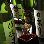 Hokkai Sanriku Sumibiyaki Marukan - 季節の地酒をメインとした銘酒を20種類以上取り揃えております。