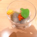 神保町 傳 - バジルシード、蓮根、ココナッツ