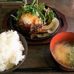 Minorunchi - ハンバーグ定食 \950