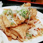 珉珉 - 豚肉の唐揚げ、ユーリーチソースかけ