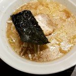 童童 - 魚醤とんこつ白湯麺ハーフサイズ