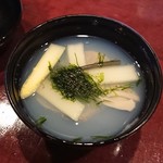 りょうりや 御旅屋 - 白アスパラガスと蛤