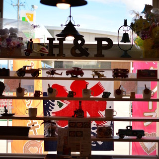 カフェ・エイチ&ピー・バイ・ハート&ピース_2