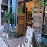 snob's heart cafe - 