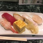雑魚亭 - 晩酌セットのお寿司