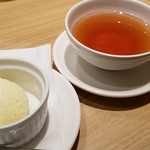 ファリナモーレ - 「イタリアンジェラート」『farinamore dolce』の自慢のバニラジェラート！「あるけっ茶」