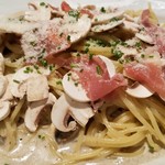 ファリナモーレ - 「舟形町産マッシュルームのクリームパスタ」