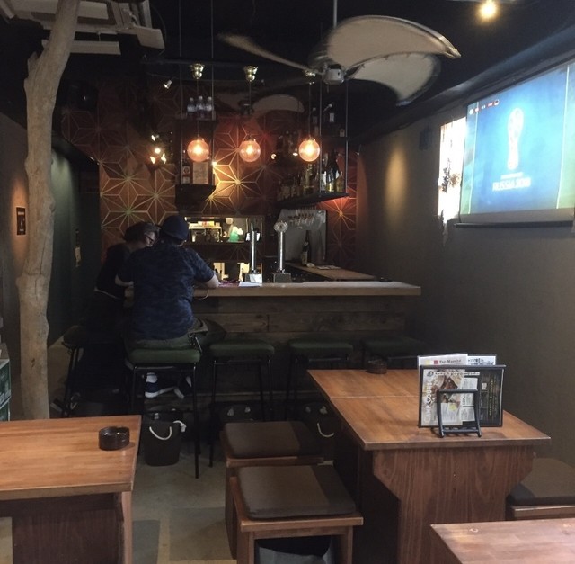 SlowCamp Asian Yuhan Sakaba photo 4