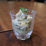 りょうりや 御旅屋 - お通し「クエの肝、身、皮、牛蒡の玉子とじ」