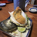 りょうりや 御旅屋 - 岩牡蠣のフライ¥1,700