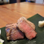 赤城和牛ざぶとん炭焼き¥2,200