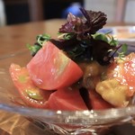 りょうりや 御旅屋 - フルーツトマトうにのせ¥1,000