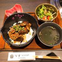 近江牛専門店 万葉 まえだ亭 - 