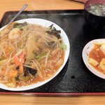 新星飯店 - ピリ辛焼きそば