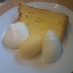 avec moi - 塩ミルク＆バニラ　シフォンケーキ