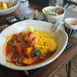 スパイシーシーフードレッドカレー