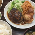 Masu kame - 本日のランチ手造りハンバーグと鶏竜田揚げ
