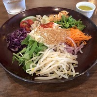 coci - 12種具材のタイ風クリュディテ和え麺 drink付 ¥1,670-