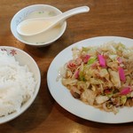 雲龍亭 - 野菜炒め定食(600円)