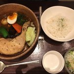 ヴァサラロード - ベーシックルーにチキンレッグ+野菜