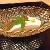 是しん - このお皿( ﾟдﾟ)ﾎｽｨ...