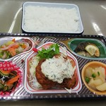 福山まるたま - まるたま弁当410円　チキン南蛮と鯖の塩焼き(2018.07.02)