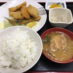 魚市場食堂 - 地魚フライ定食 ¥1100