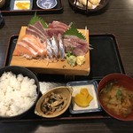 茅ヶ崎 海ぶね - 刺身定食