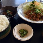 正岡 - 焼肉定食(ライス大盛50円) 650円(税別)