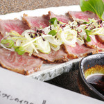 Ishiyaki Ando Wain Iwata - 牛ステーキの薄切り