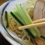 トーフラーメン 幸楊 - 【みそ辛子つけメン】短冊状にキられたキュウリ...