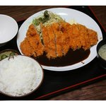 明石食堂 - トンカツ定食