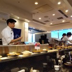 Ryuukyuu Kaitensushi Mirai - 