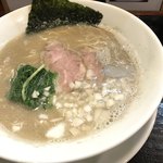 麺創 なな家 - パールグレーな煮干し豚骨  