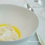 カンテサンス - 塩とオリーブ油が主役 山羊乳のババロア