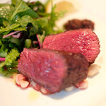 ランチコース 5300円 の北海道 池田牧場 イチボ肉 粒マスタード添え